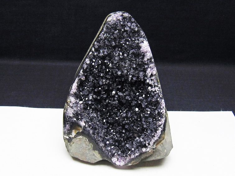 1Kg アメジスト クラスター ウルグアイ産 原石 amethyst 一点物 182-7793