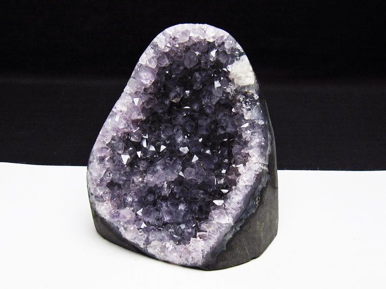 アメジスト クラスター ウルグアイ産 原石 amethyst 一点物 182-7810