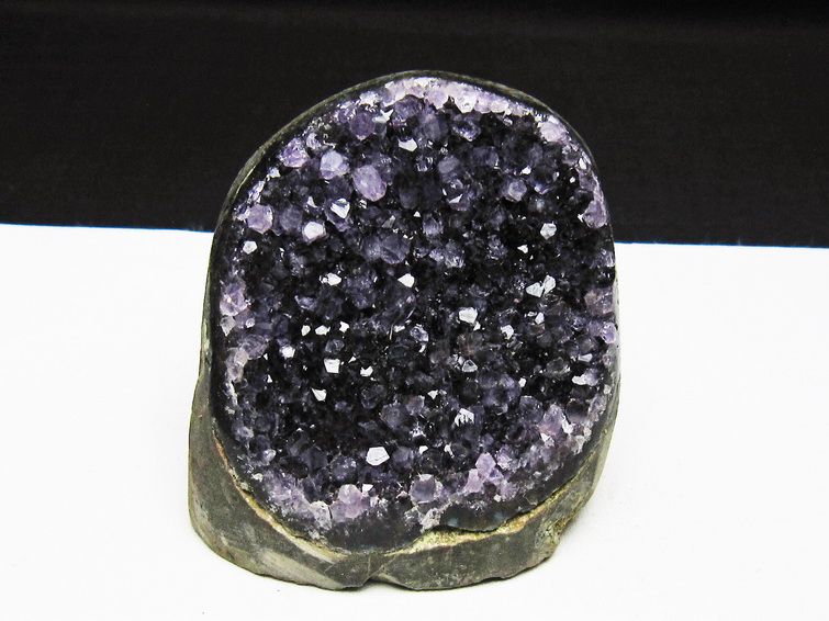 アメジスト クラスター ウルグアイ産 原石 amethyst 一点物 182-7827