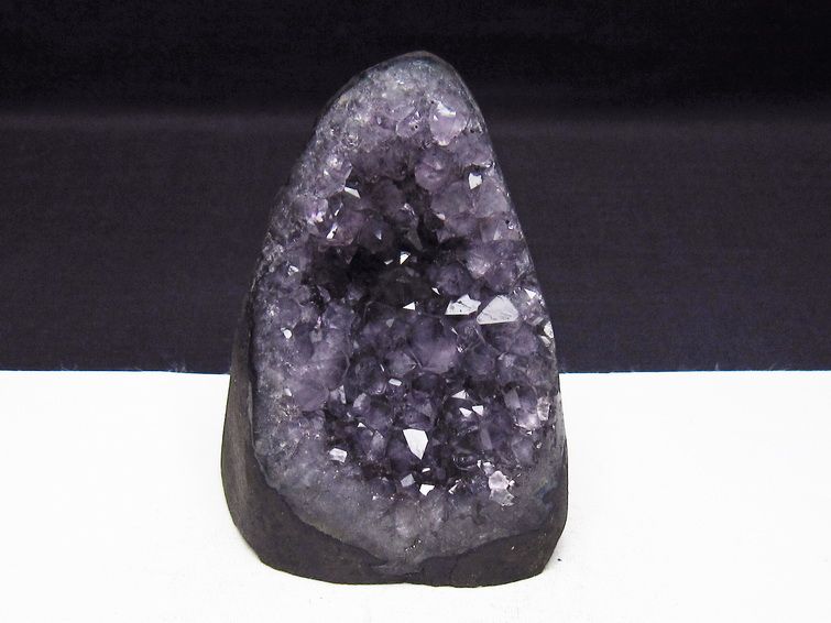 アメジスト クラスター ウルグアイ産 原石 amethyst 一点物 182-7832