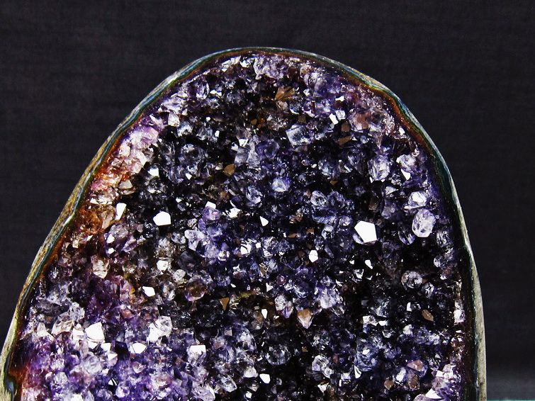 1.3Kg アメジスト クラスター ウルグアイ産 原石 amethyst 一点物 台座付属 182-7946