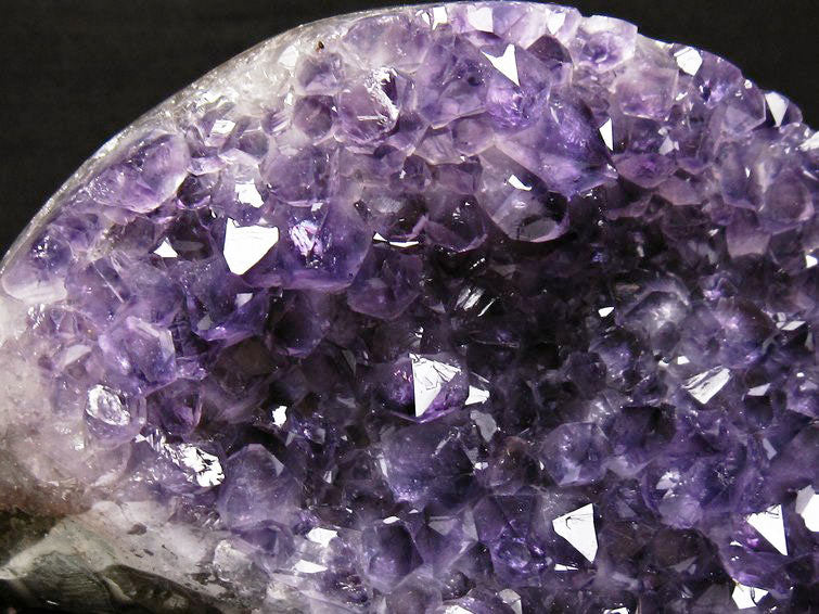 アメジストクラスター 1Kg ウルグアイ産 台座付属 182-7963 [sold out