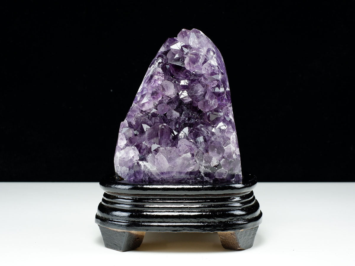 1.9Kg アメジスト クラスター ウルグアイ産 原石 amethyst 一点物 台座付属 182-8046