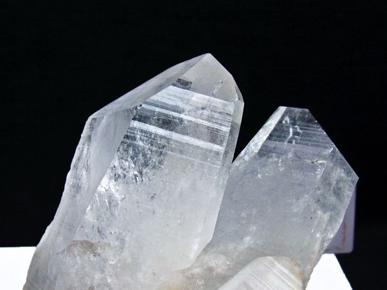 水晶クラスター 原石 ブラジル ミナスジェライス州 コリント産 一点物 台座付属 レムリアンシード 182-8080