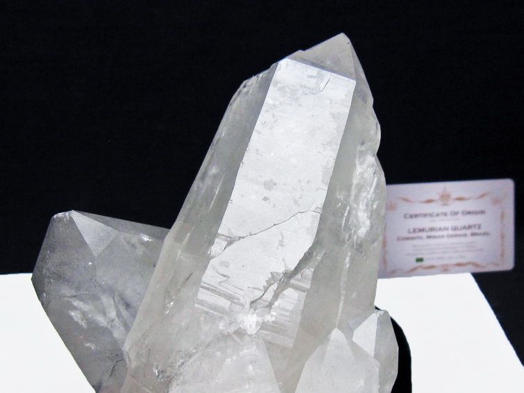 水晶クラスター 1.4Kg 原石 ブラジル ミナスジェライス州 コリント産 一点物 台座付属 レムリアンシード 182-8100