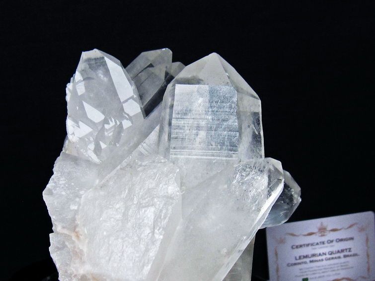 水晶クラスター 1.9Kg 原石 ブラジル ミナスジェライス州 コリント産 一点物 台座付属 レムリアンシード 182-8102