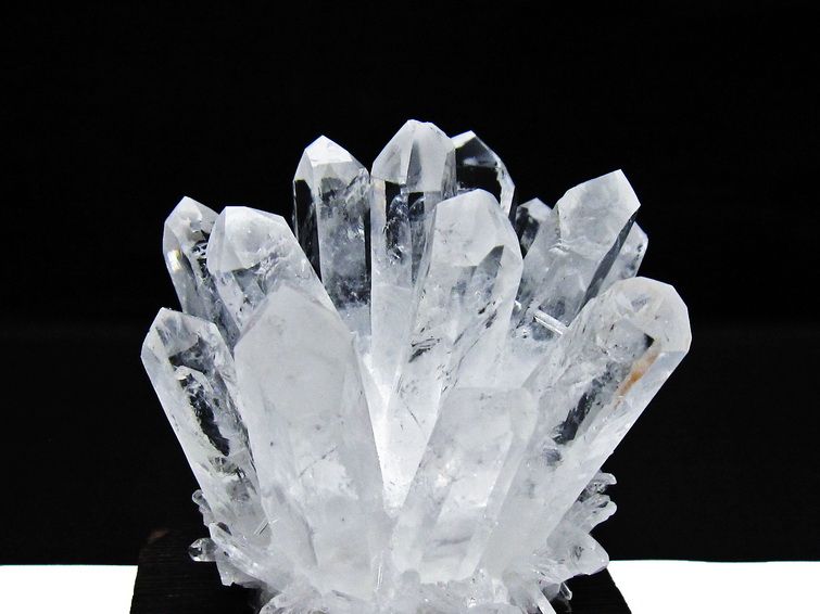 水晶 クラスター 水晶 原石 台座付属 一点物 182-8324 [sold out]