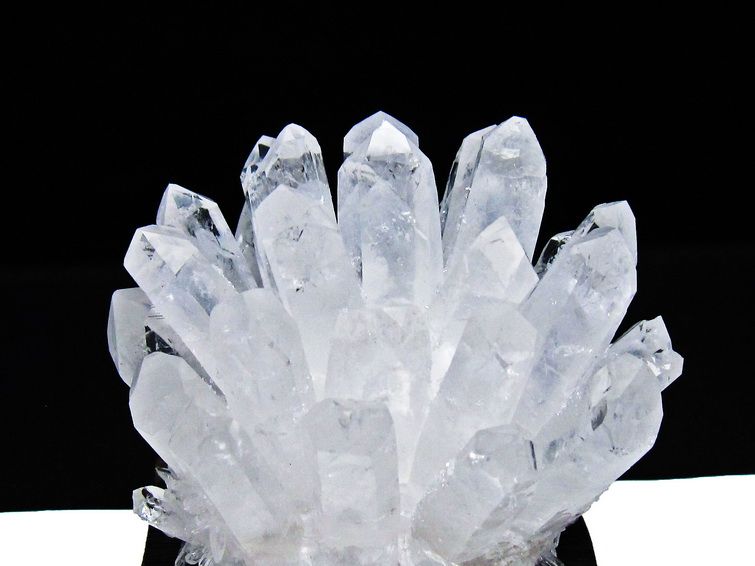 水晶 クラスター 水晶 原石 台座付属 一点物 182-8331 [sold out]