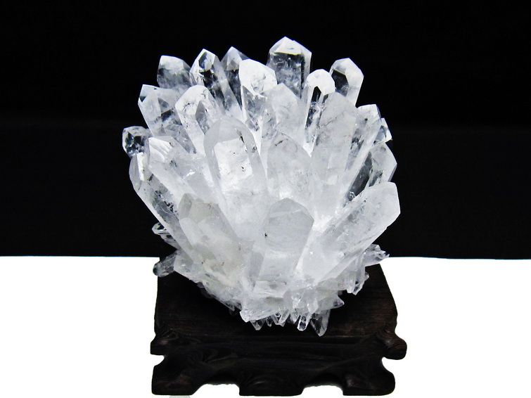 水晶 クラスター 水晶 原石 台座付属 一点物 182-8334 [sold out]