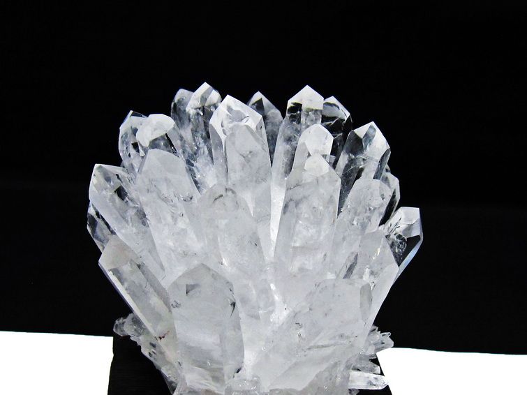 水晶 クラスター 水晶 原石 台座付属 一点物 182-8334 [sold out]
