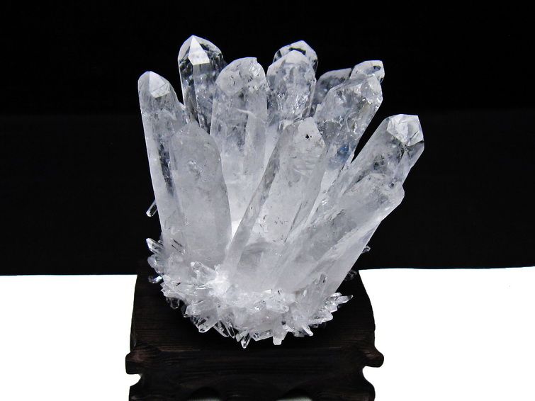 水晶 クラスター 水晶 原石 台座付属 一点物 182-8337 [sold out]