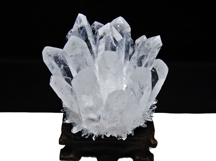 水晶 クラスター 水晶 原石 台座付属 一点物 182-8343 [sold out]