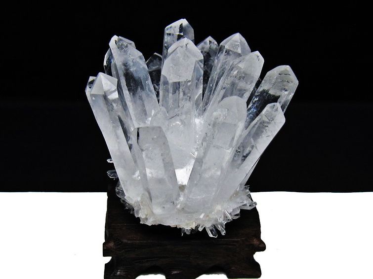 水晶 クラスター 水晶 原石 台座付属 一点物 182-8346 [sold out]