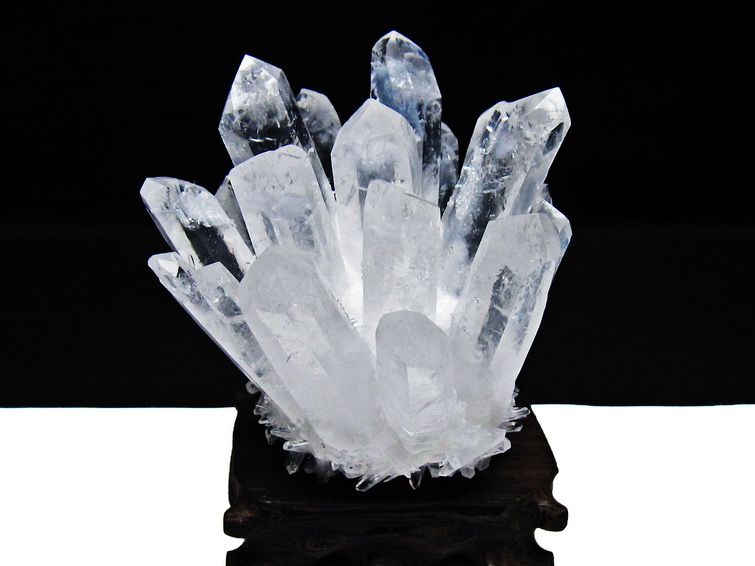 水晶 クラスター 水晶 原石 台座付属 一点物 182-8347 【sold out】
