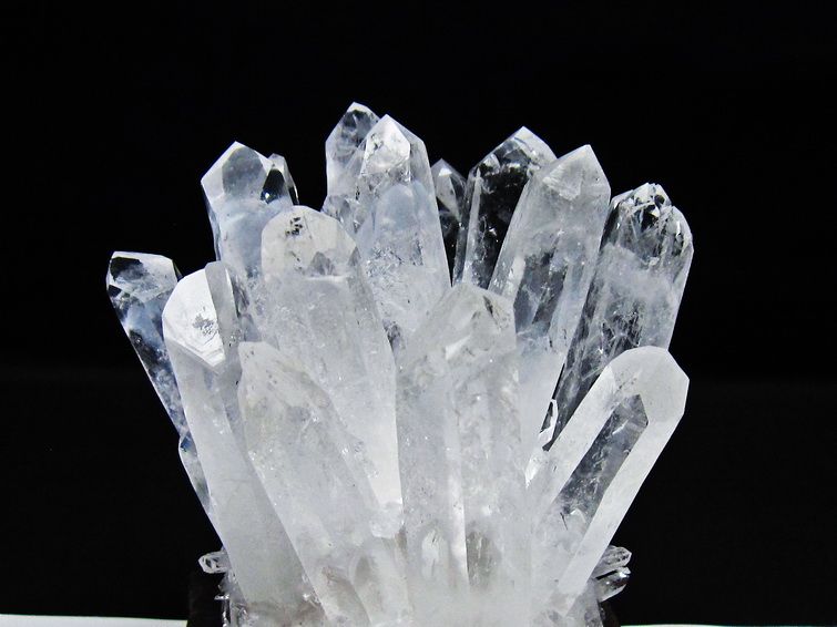 水晶 クラスター 水晶 原石 台座付属 一点物 182-8349 [sold out]