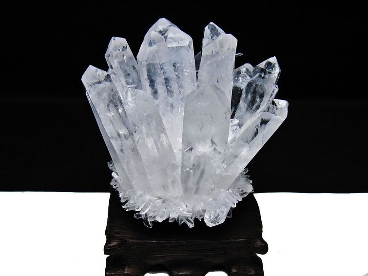 水晶 クラスター 水晶 原石 台座付属 一点物 182-8350 [sold out]