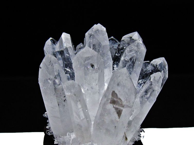 水晶 クラスター 水晶 原石 台座付属 一点物 182-8352 [sold out]