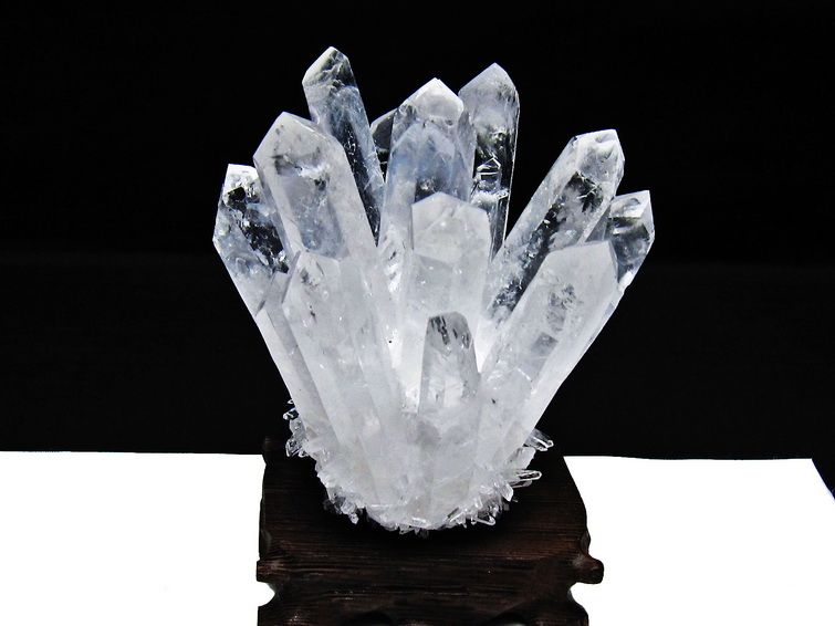 水晶 クラスター 水晶 原石 台座付属 一点物 182-8354 [sold out]