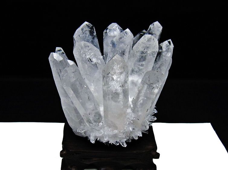 水晶 クラスター 水晶 原石 台座付属 一点物 182-8359 [sold out]