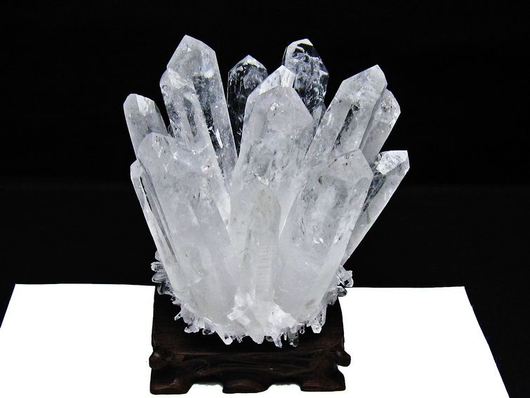 1.2Kg 水晶 クラスター 水晶 原石 台座付属 一点物 182-8365 【sold out】