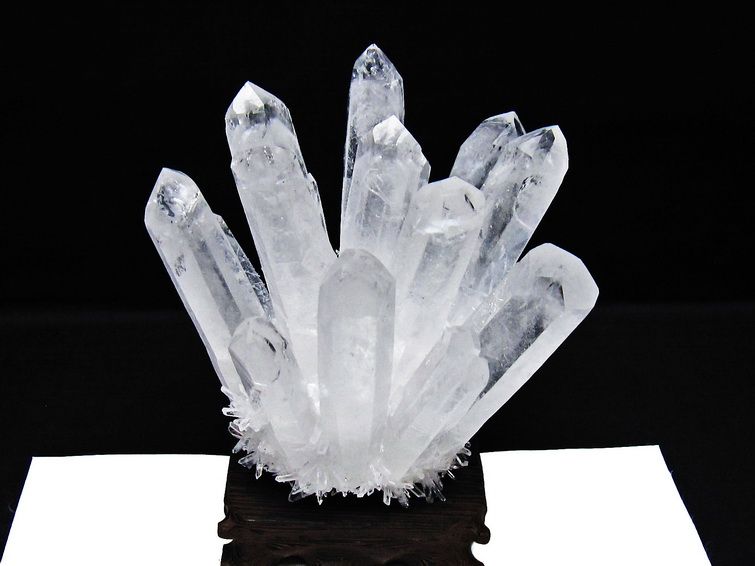 1.2Kg 水晶 クラスター 水晶 原石 台座付属 一点物 182-8368