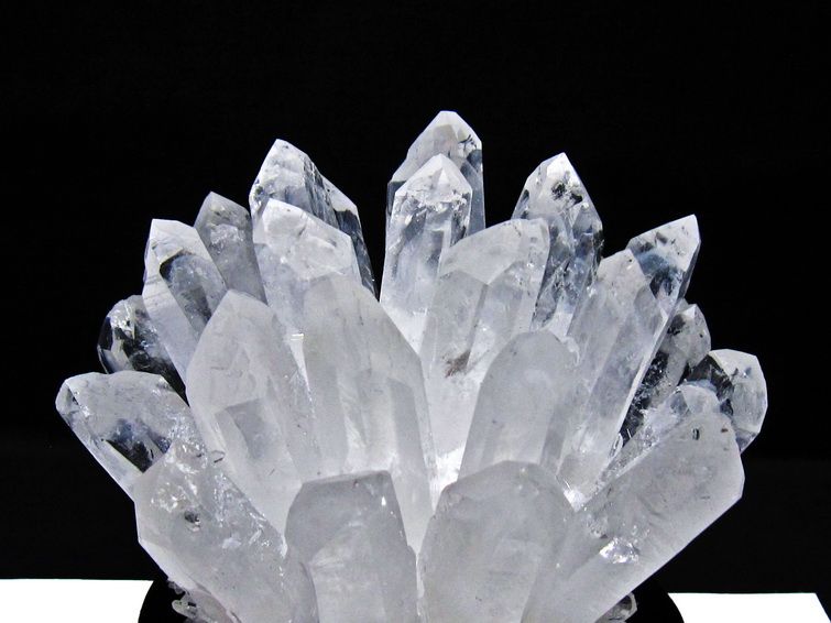 1.3Kg 水晶 クラスター 水晶 原石 台座付属 一点物 182-8373 【sold out】