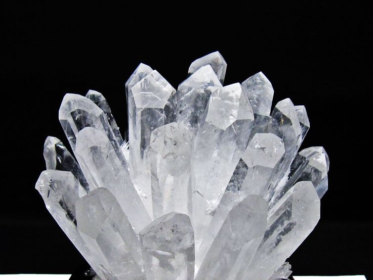 1.3Kg 水晶 クラスター 水晶 原石 台座付属 一点物 182-8379