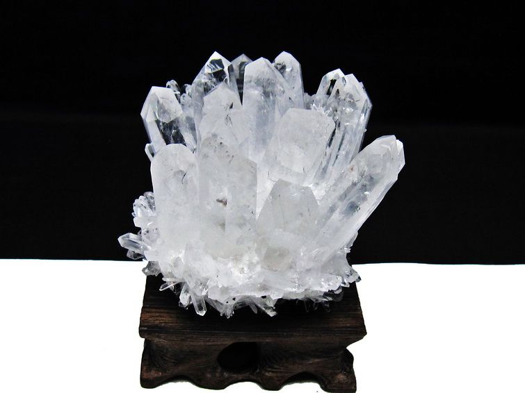 水晶 クラスター 水晶 原石 台座付属 一点物 182-8394 [sold out]