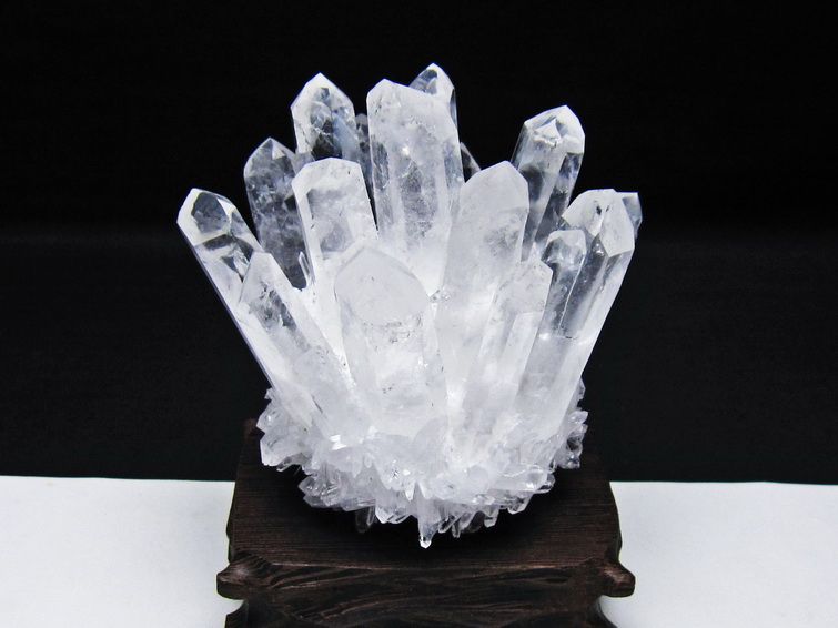水晶 クラスター 水晶 原石 台座付属 一点物 182-8567