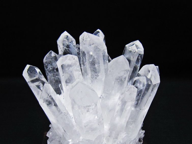 水晶 クラスター 水晶 原石 台座付属 一点物 182-8567