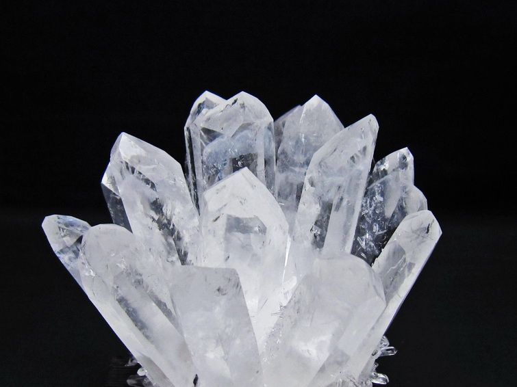 水晶 クラスター 水晶 原石 台座付属 一点物 182-8568