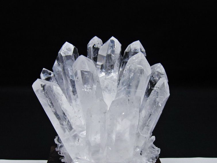 水晶 クラスター 水晶 原石 台座付属 一点物 182-8574