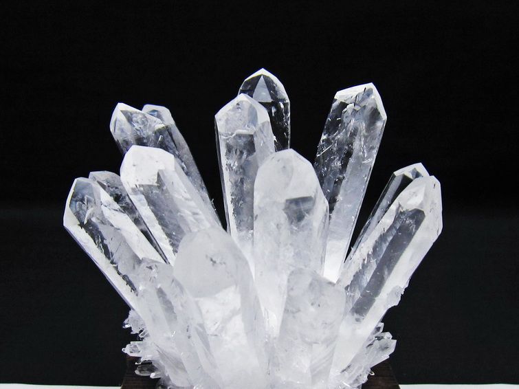 水晶 クラスター 水晶 原石 台座付属 一点物 182-8577