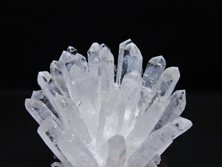 水晶 クラスター 水晶 原石 台座付属 一点物 182-8579