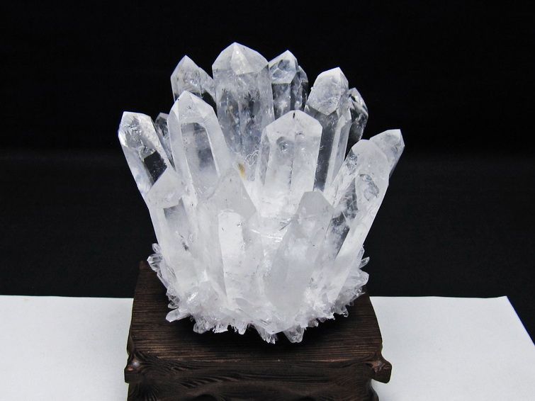 水晶 クラスター 水晶 原石 台座付属 一点物 182-8582