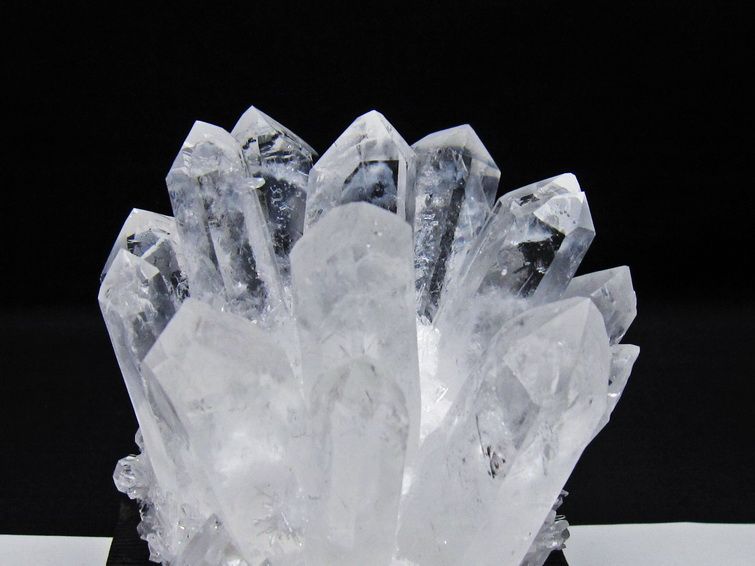 水晶 クラスター 水晶 原石 台座付属 一点物 182-8586