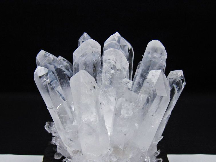 水晶 クラスター 水晶 原石 台座付属 一点物 182-8592
