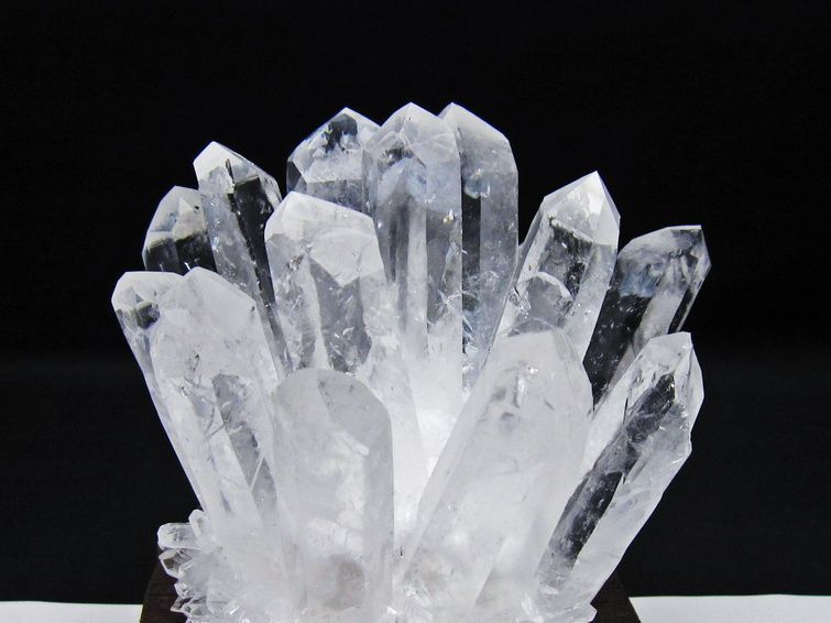 水晶 クラスター 水晶 原石 台座付属 一点物 182-8593