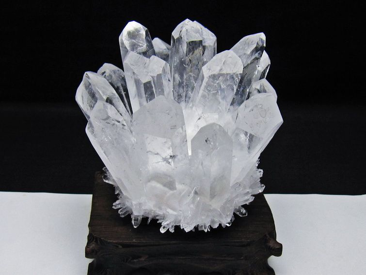 水晶 クラスター 水晶 原石 台座付属 一点物 182-8595