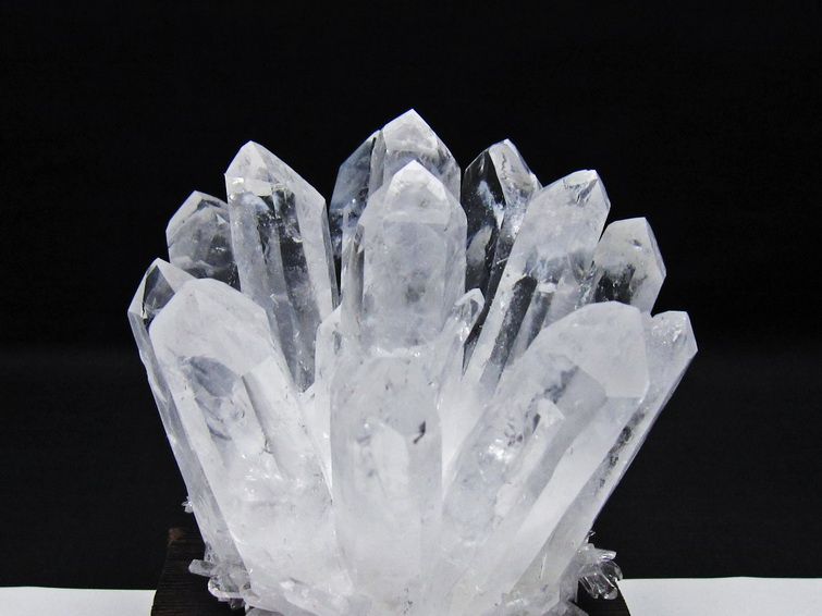 水晶 クラスター 水晶 原石 台座付属 一点物 182-8596