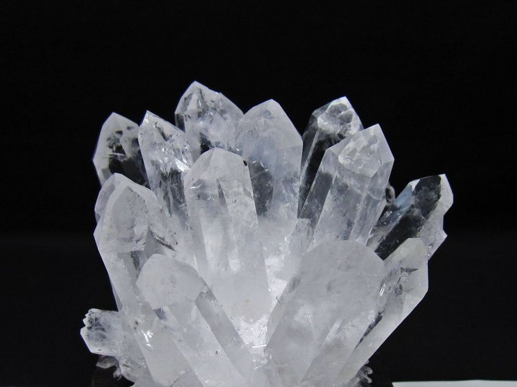 水晶 クラスター 水晶 原石 台座付属 一点物 182-8597