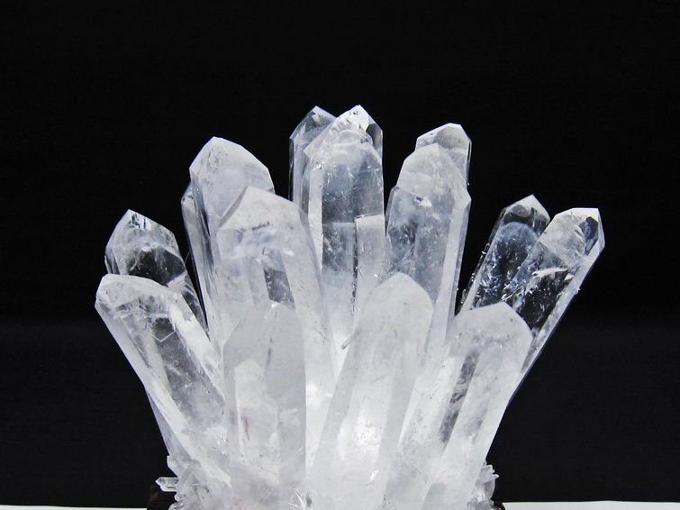 水晶 クラスター 水晶 原石 台座付属 一点物 182-8600