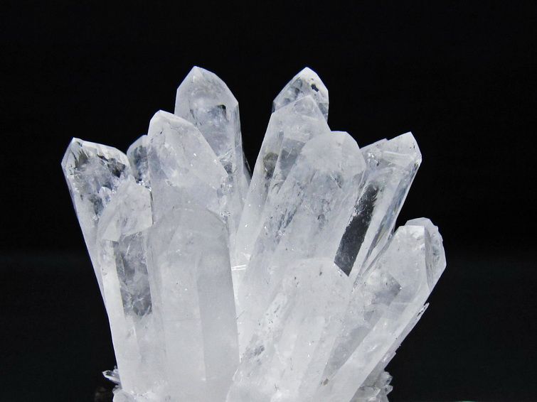 水晶 クラスター 水晶 原石 台座付属 一点物 182-8602