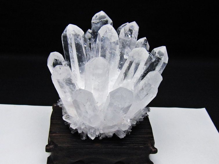 水晶 クラスター 水晶 原石 台座付属 一点物 182-8603