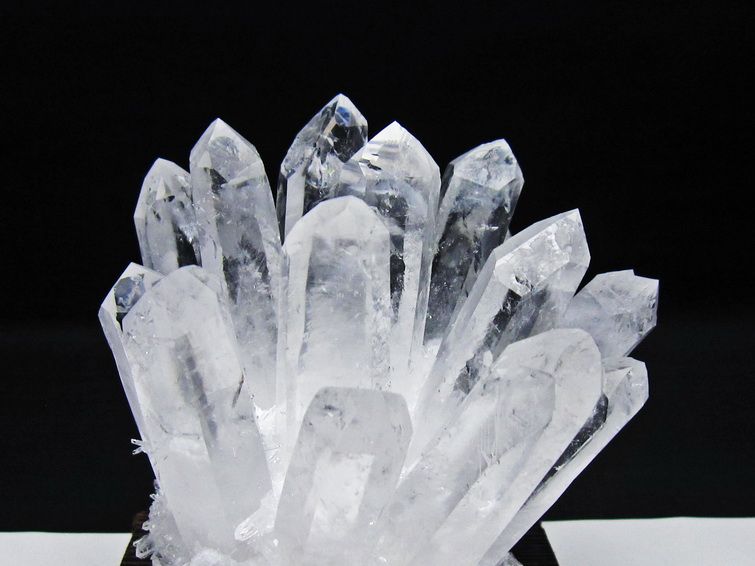 水晶 クラスター 水晶 原石 台座付属 一点物 182-8603