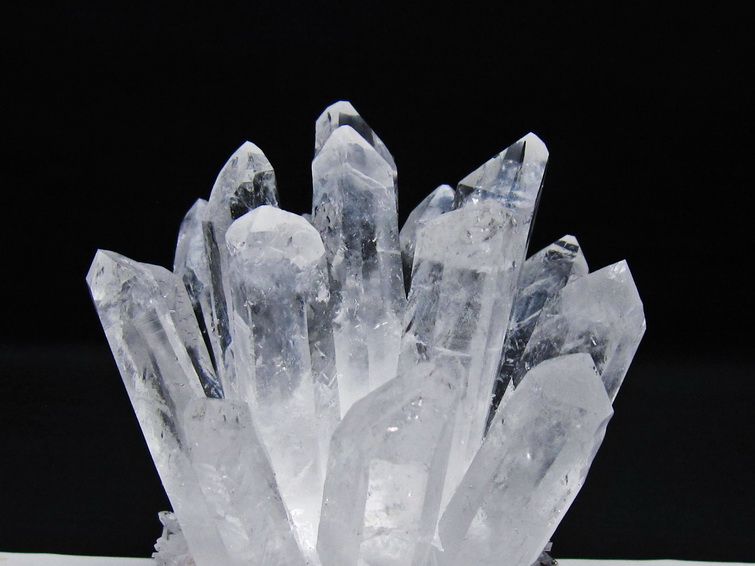水晶 クラスター 水晶 原石 台座付属 一点物 182-8605