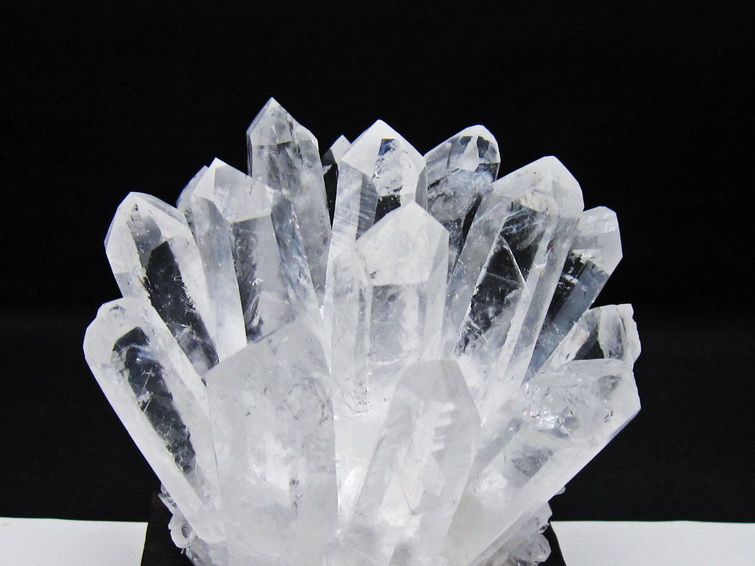 水晶 クラスター 水晶 原石 台座付属 一点物 182-8607
