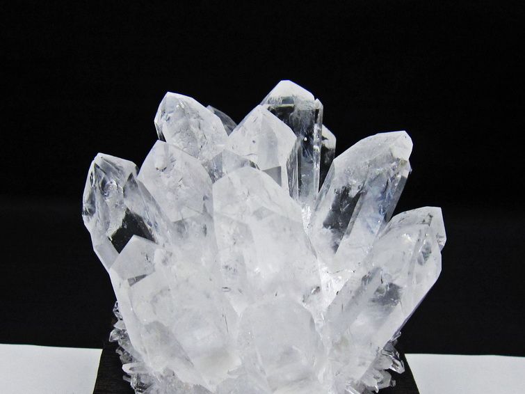 水晶 クラスター 水晶 原石 台座付属 一点物 182-8609