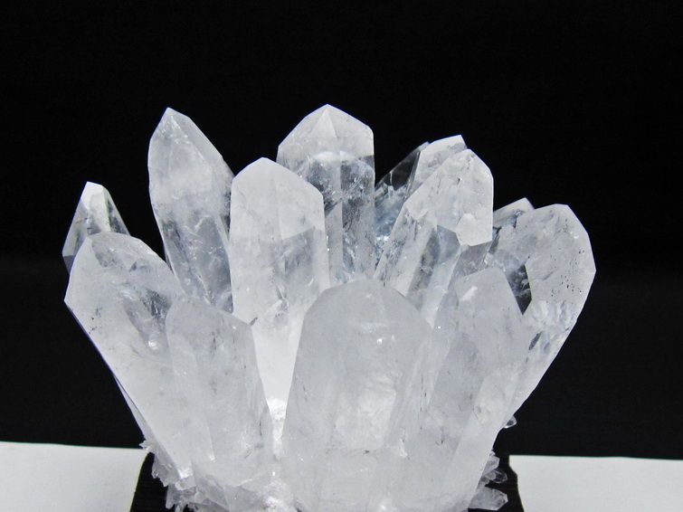 水晶 クラスター 水晶 原石 台座付属 一点物 182-8611