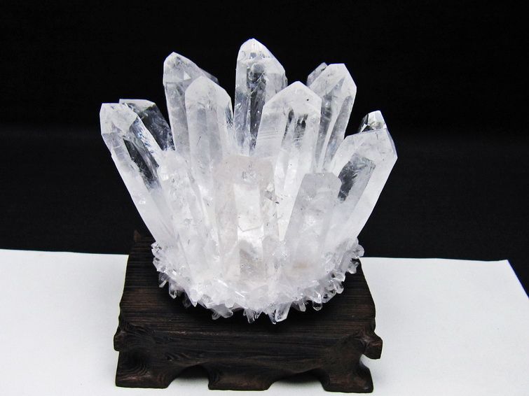 水晶 クラスター 水晶 原石 台座付属 一点物 182-8616